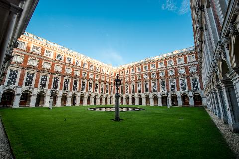 Fountain Court